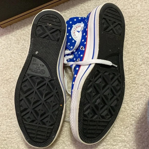 Converse - Picture 4 of 5